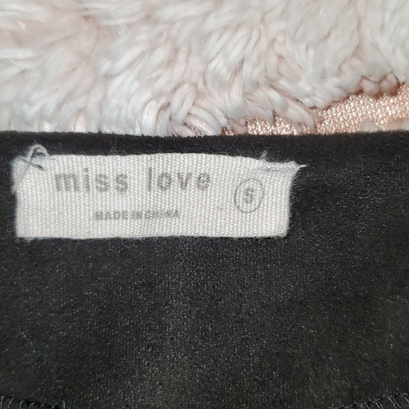 Suede Skirt ๐ค - Picture 8 of 10